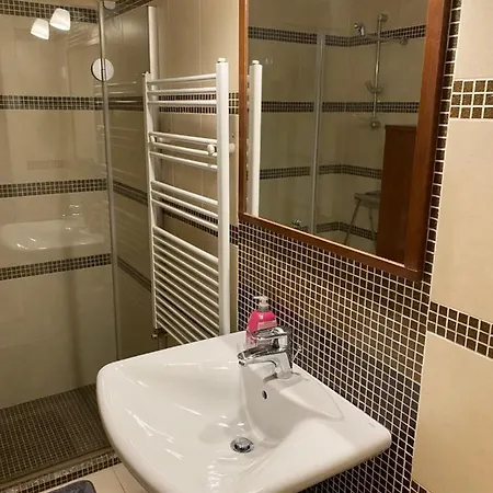 Parisi Flat Apartment