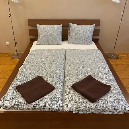 דירה Parisi Flat *