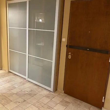 Parisi Flat דירה *